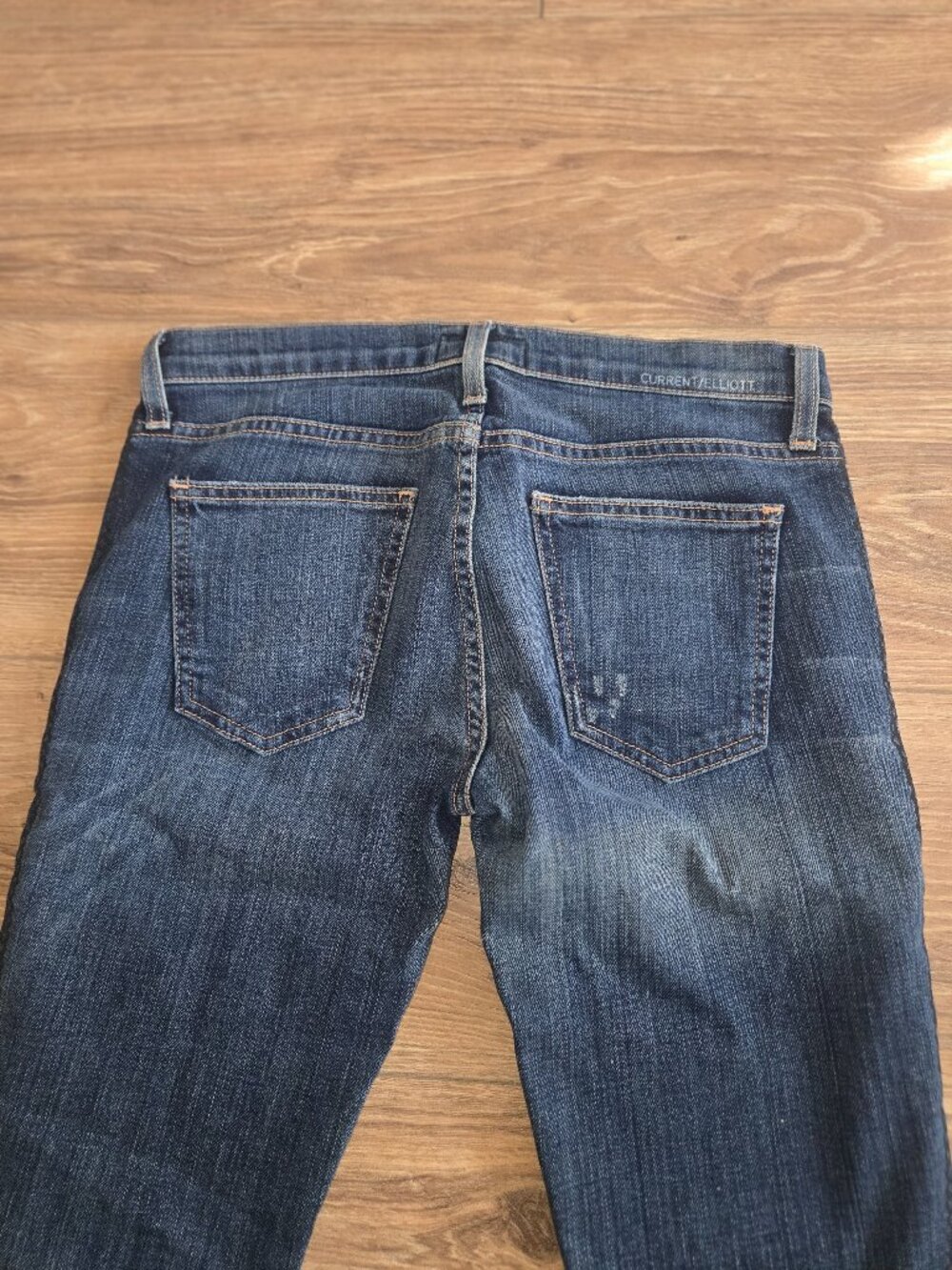 Current/Elliott Jeans - Picture 5 of 6